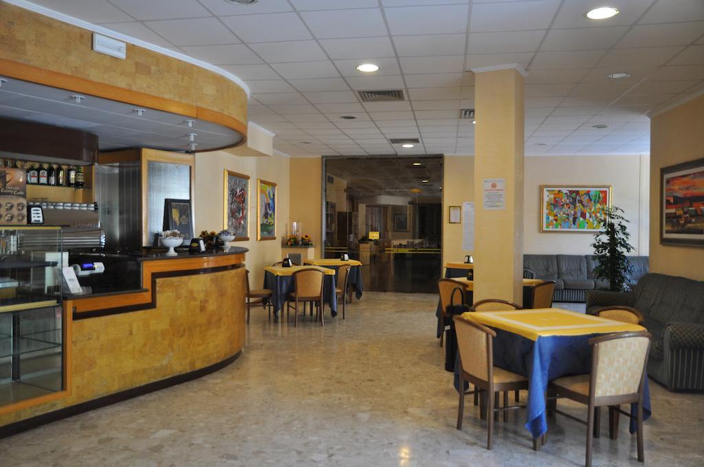 Hotel Terme Di San Vittore Genga  Eksteriør billede