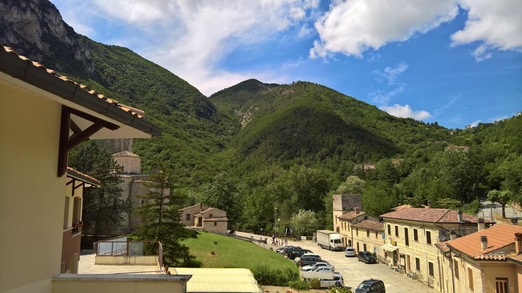 Hotel Terme Di San Vittore Genga  Eksteriør billede