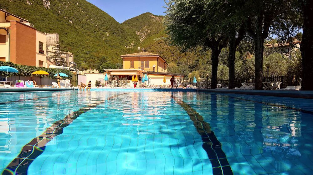 Hotel Terme Di San Vittore Genga  Eksteriør billede